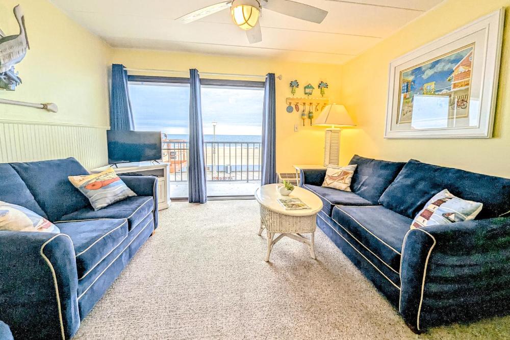 Decatur House 207